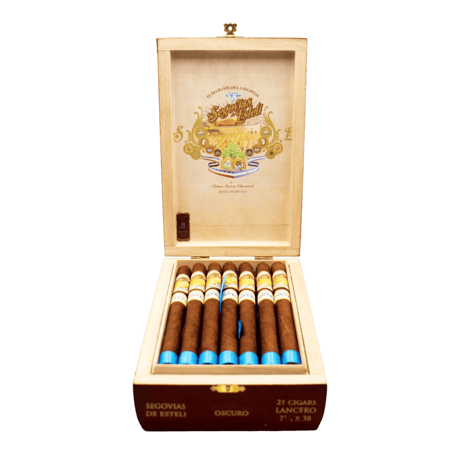 Oscuro Lancero